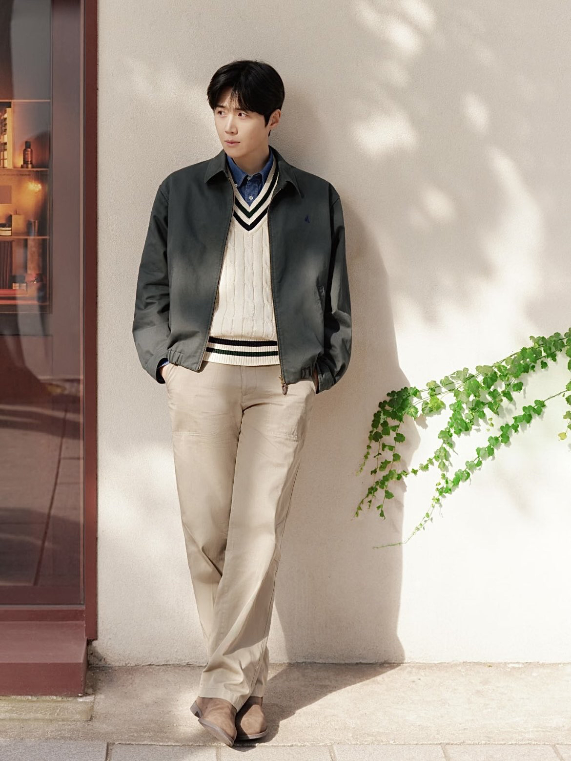 Latest photo of Kim Seonho