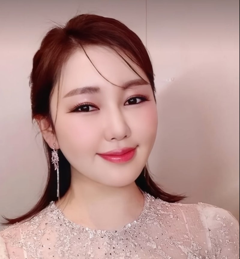 宋歌人的最新照片