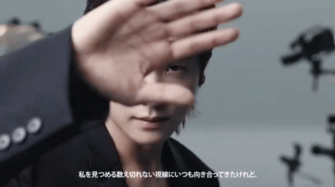 Behind-the-scenes cut of Park Hyungsik