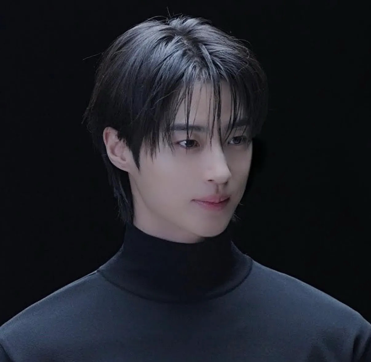 Behind-the-scenes cut of Byeon Wooseok