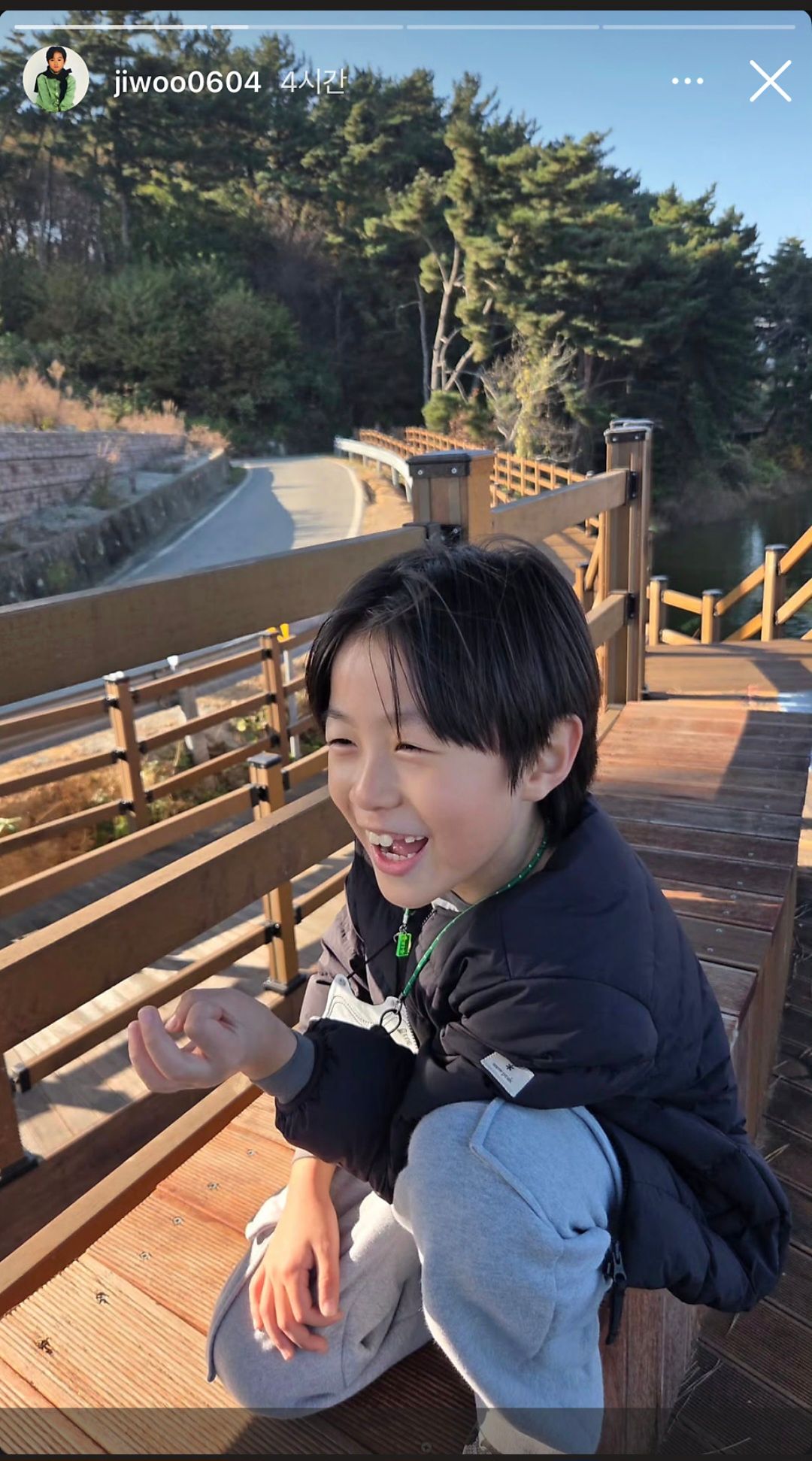 You Jiwoo background image recommended by Choeaedol Celeb fandom