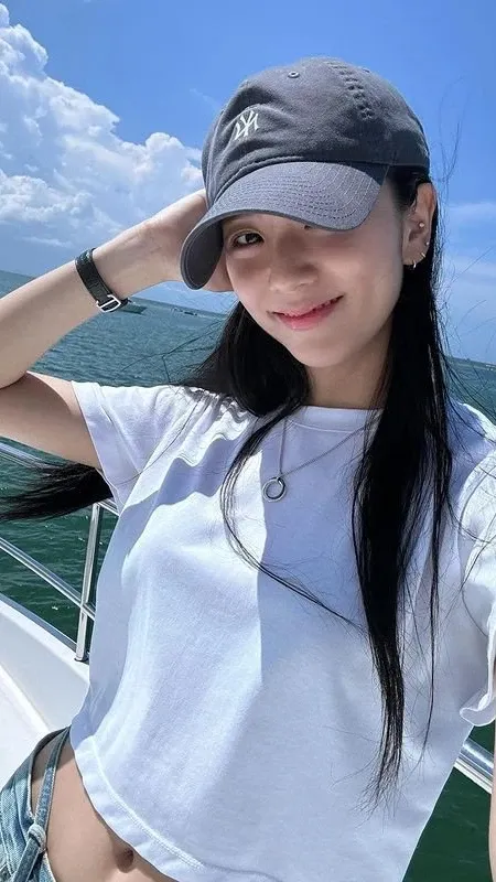 Special wallpaper made by Jisoo (1995)'s fans