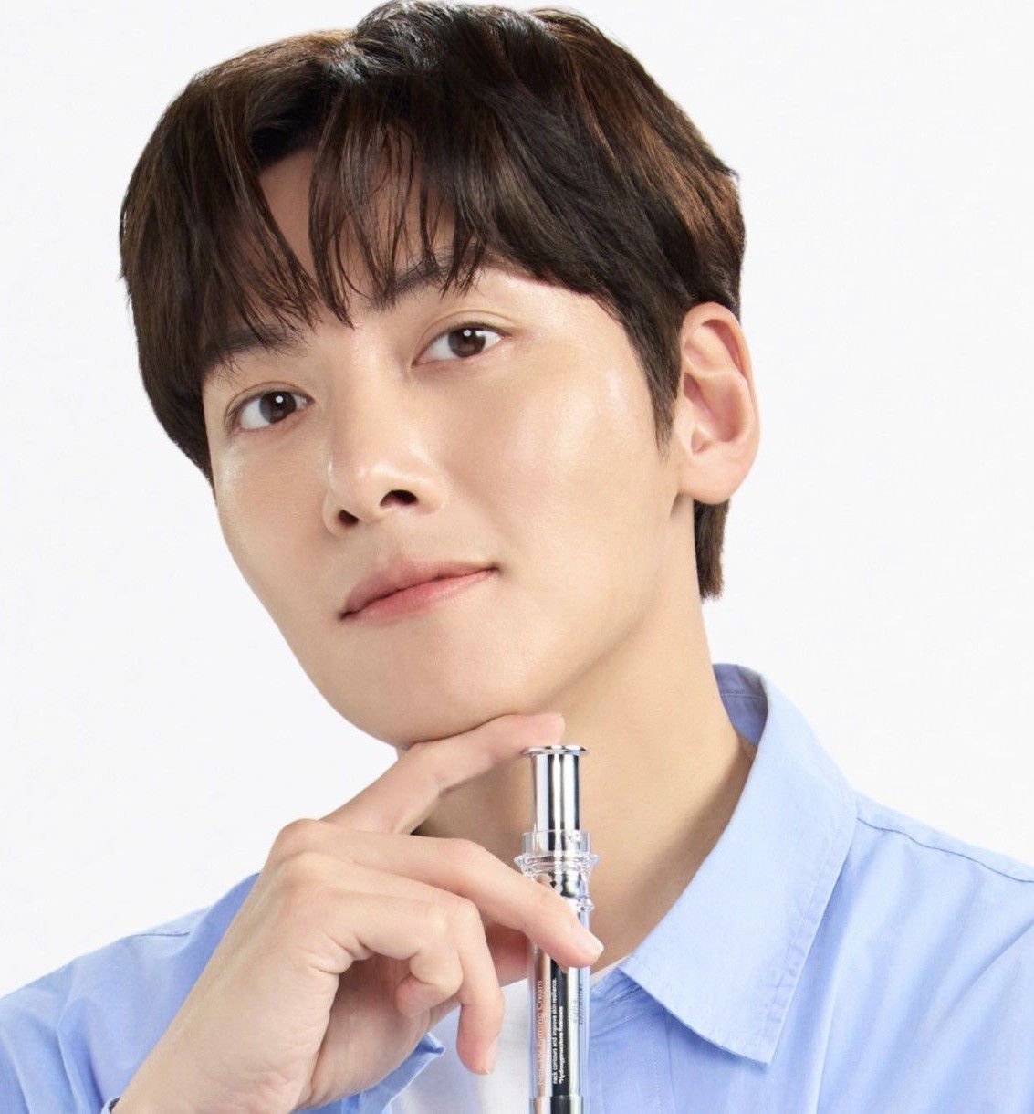 チ・チャンウクの最近の活動ショット