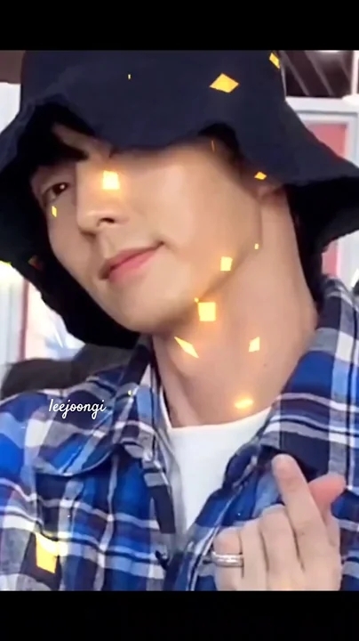 Special wallpaper made by Lee Joongi's fans