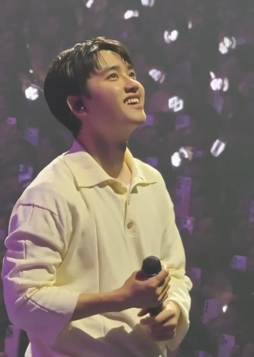 Cuplikan di balik layar dari Doh Kyungsoo (D.O.)