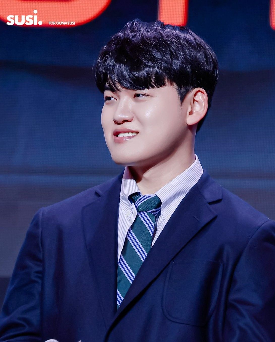 Gumayusi的最新照片