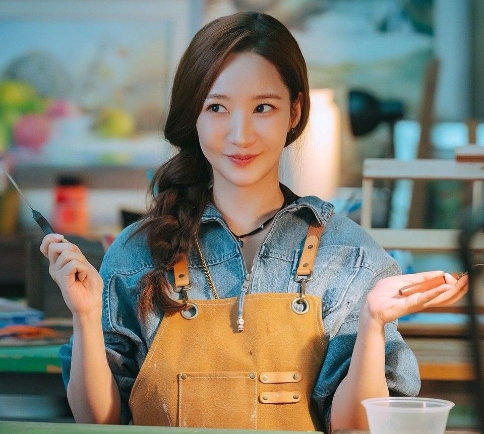 パク・ミニョンの最近の活動ショット