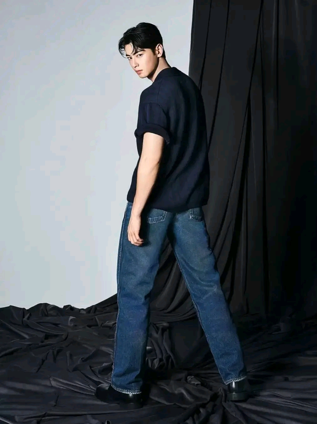 Recent activity shot of Cha Eunwoo