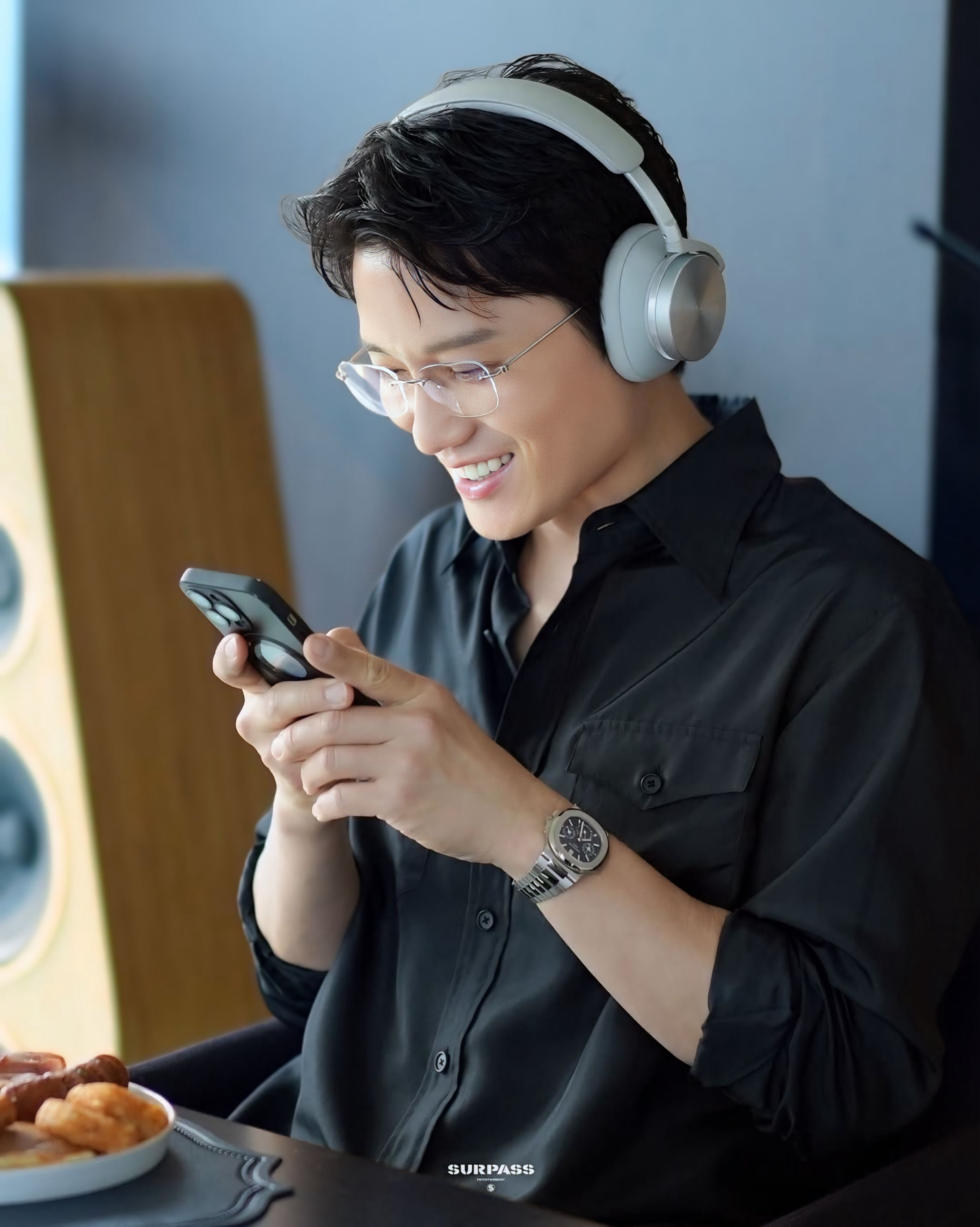 Recent activity shot of Ji Sung