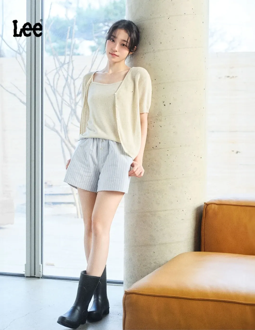 Behind-the-scenes cut of Roh Yoonseo