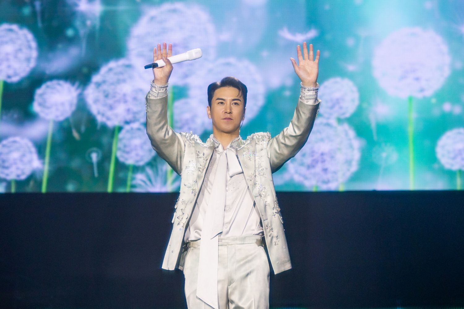 张民好的最新照片