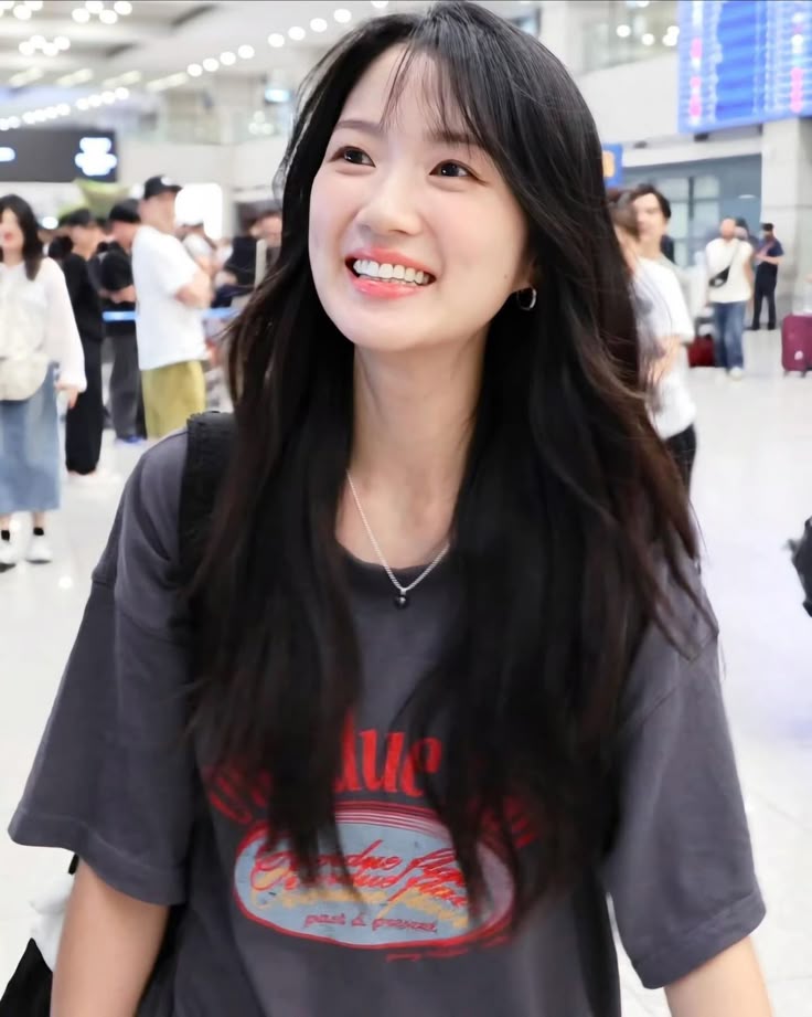 Latest photo of Kim Hyeyoon