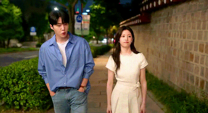 Behind-the-scenes cut of Kim Seonho