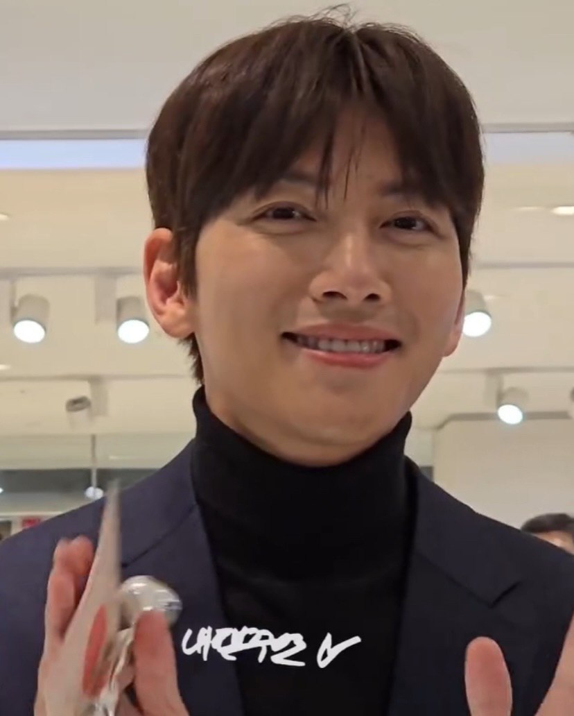 지창욱의 최신 사진