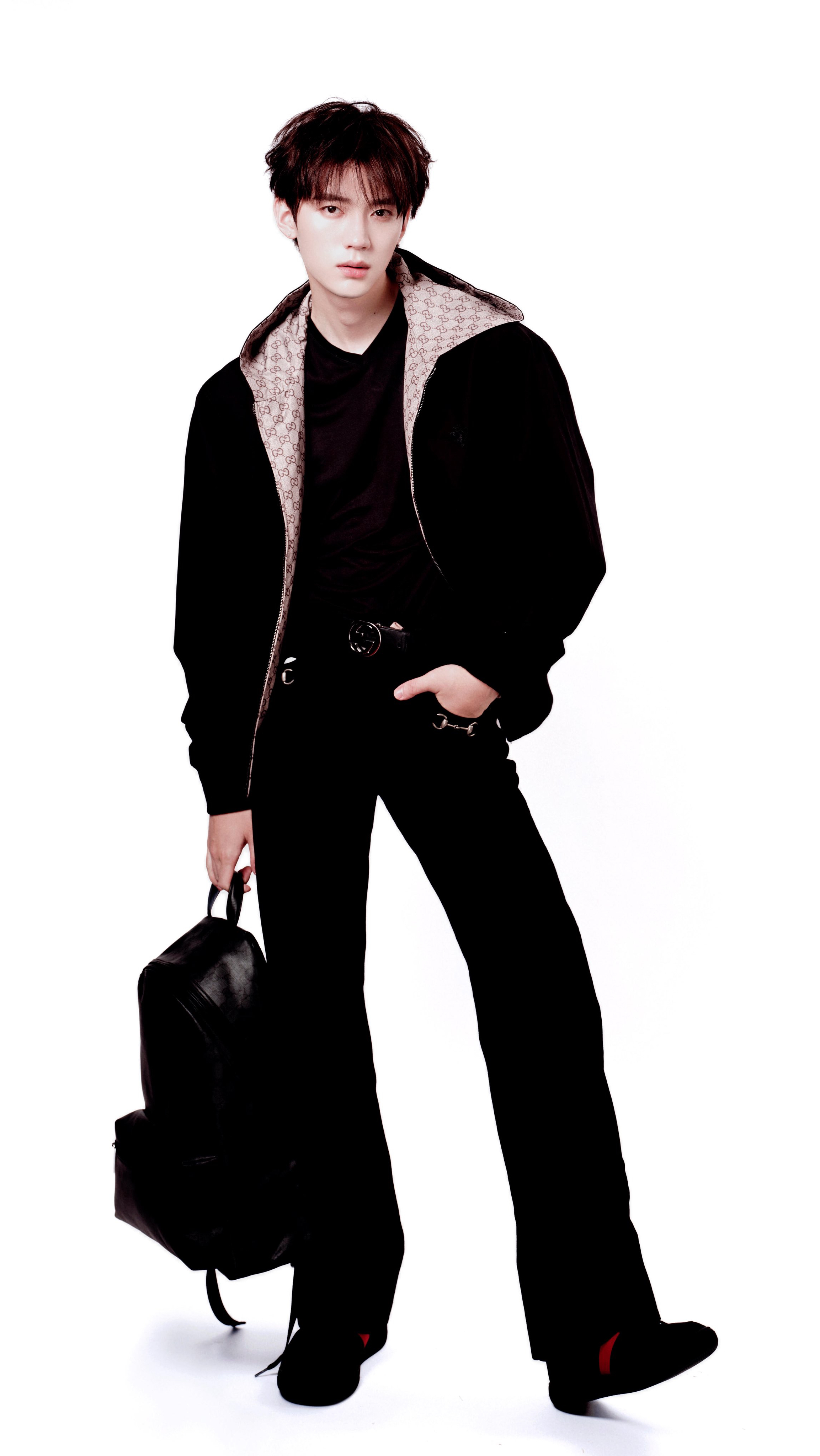 Zhou Yiran background image recommended by Choeaedol Celeb fandom