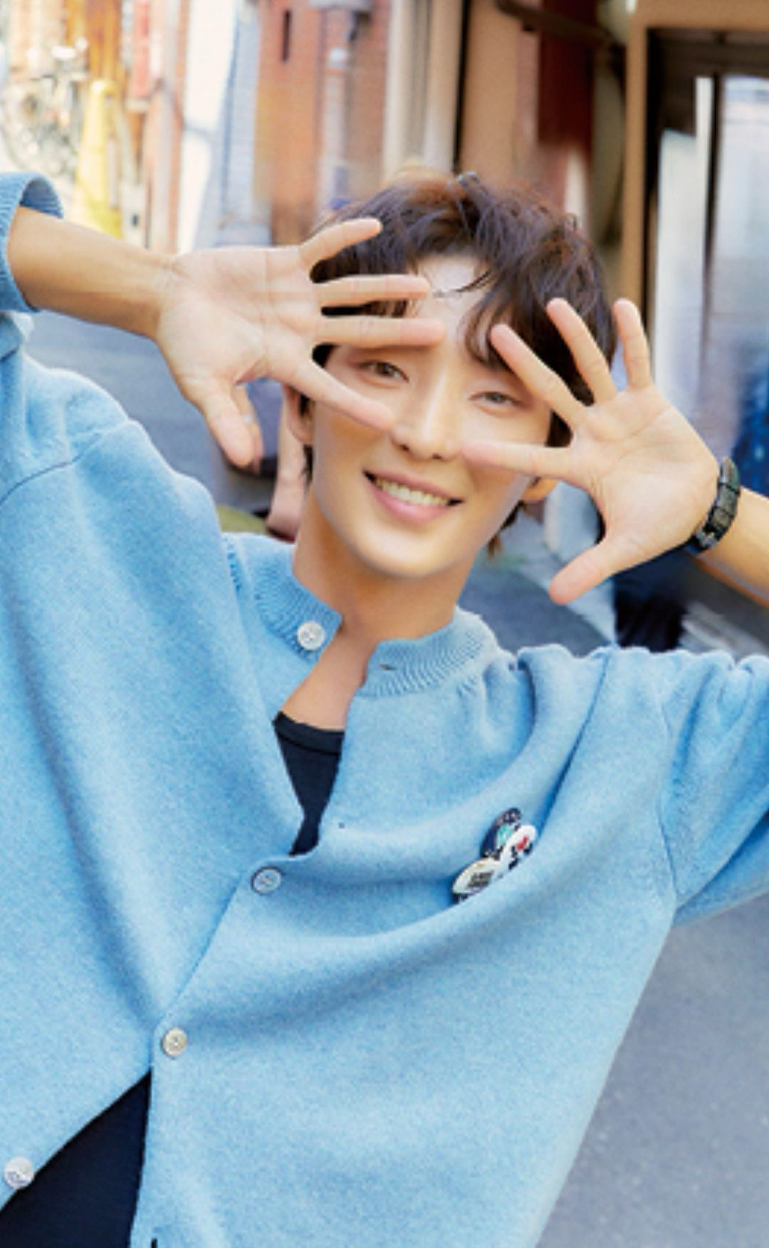 Latest photo of Lee Joongi