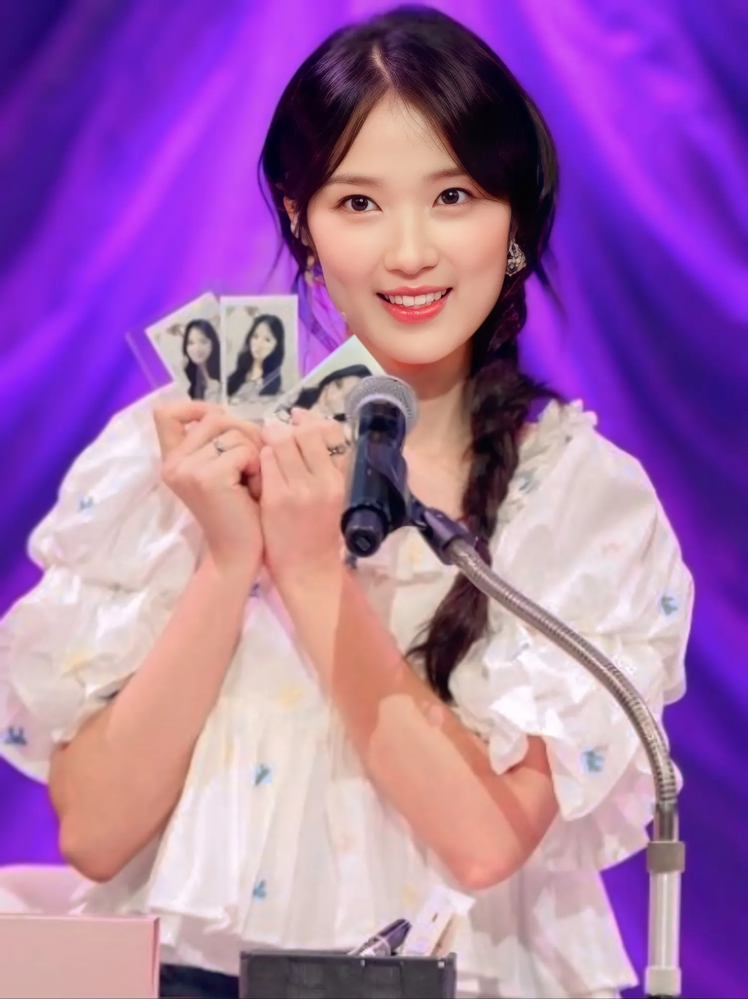 Latest photo of Kim Hyeyoon