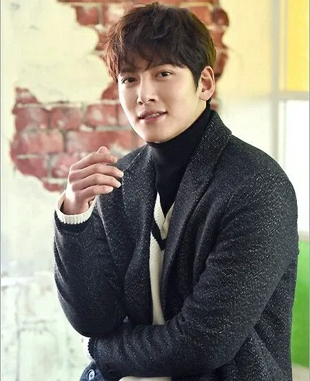 Latest photo of Ji Changwook