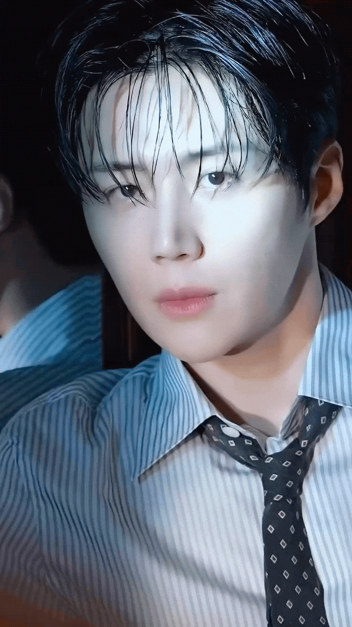 Recent activity shot of Kim Seonho