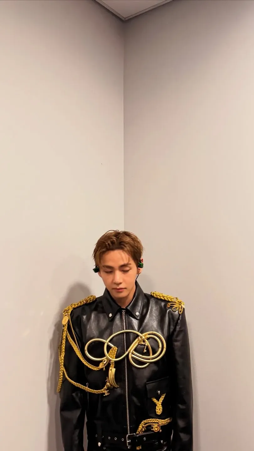 Latest photo of Kim Taehyung (V)