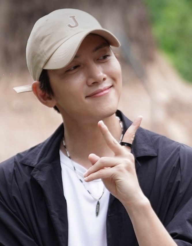 지창욱의 비하인드 컷