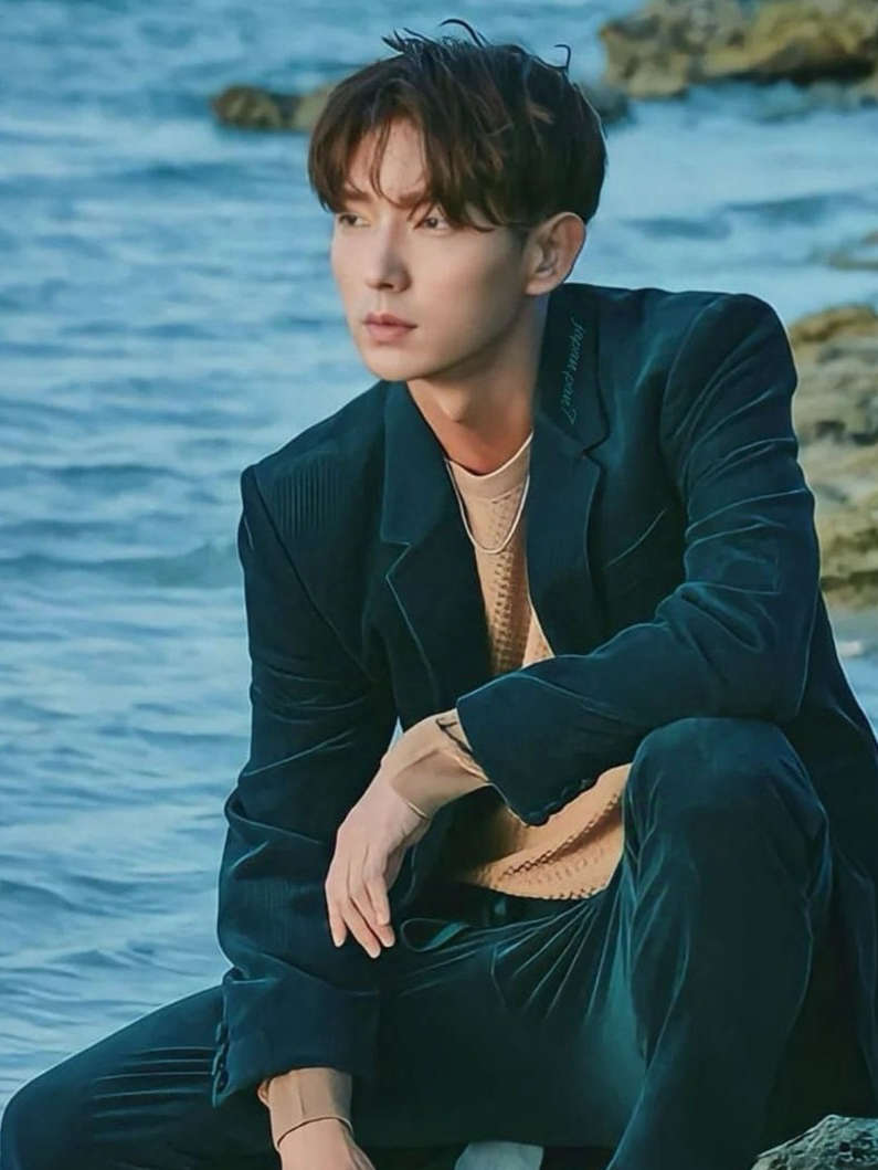 Behind-the-scenes cut of Lee Joongi