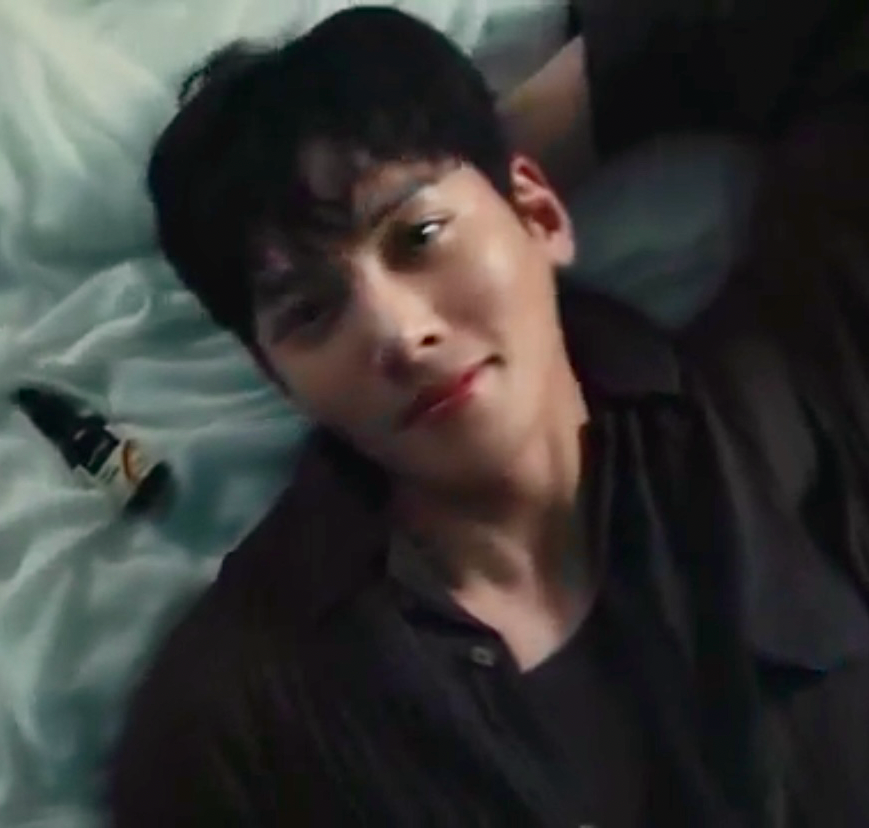 チ・チャンウクのビハインドカット