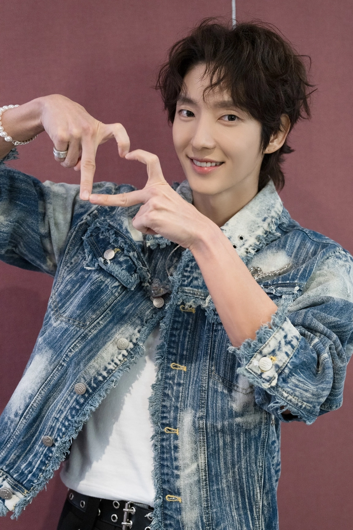 Latest photo of Lee Joongi