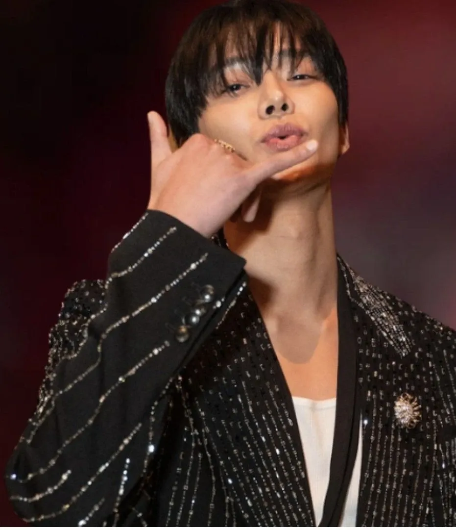Cuplikan di balik layar dari Rowoon