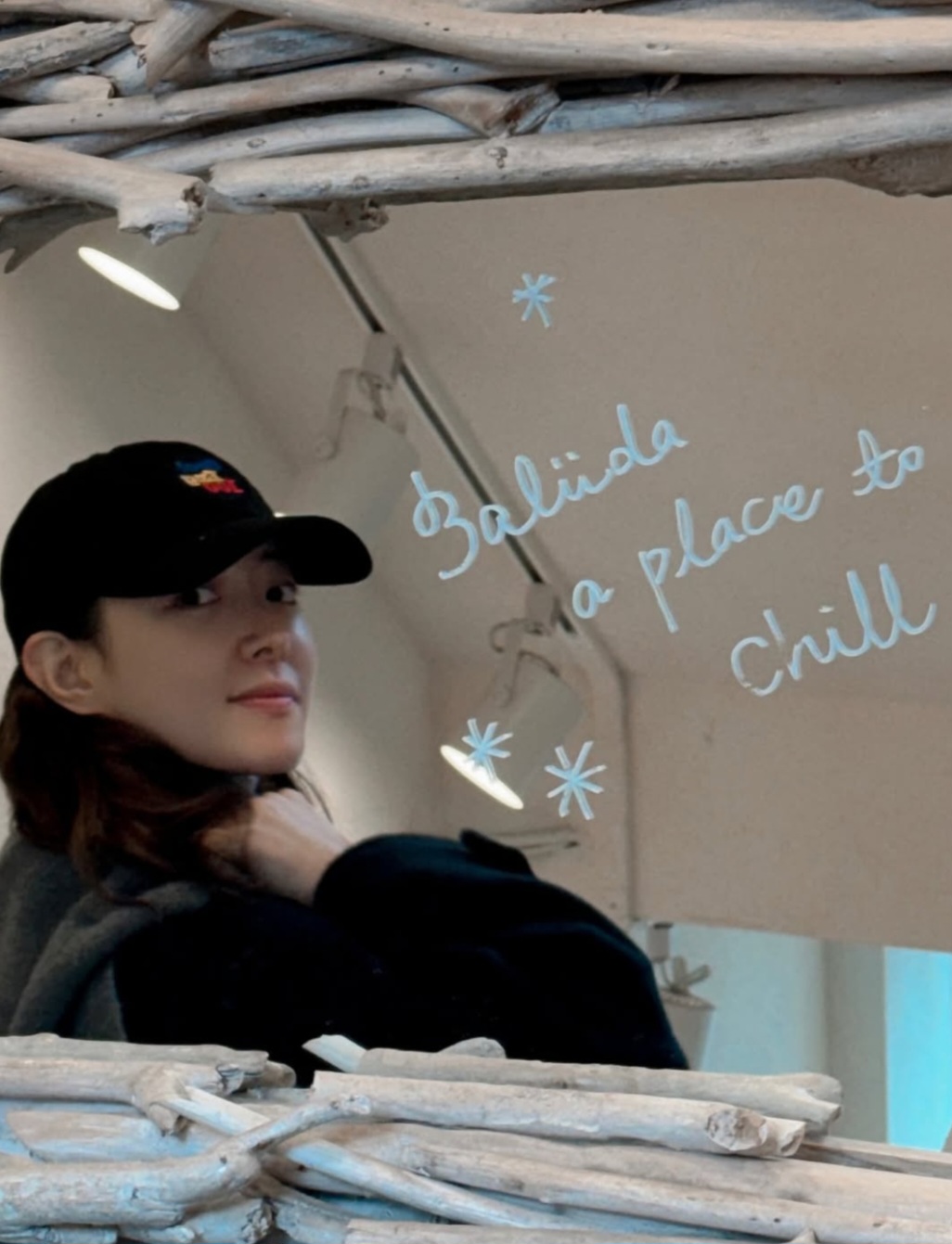 Recent activity shot of Lee Seyoung