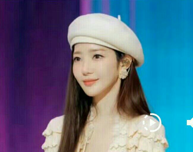 Latest photo of Park Minyoung