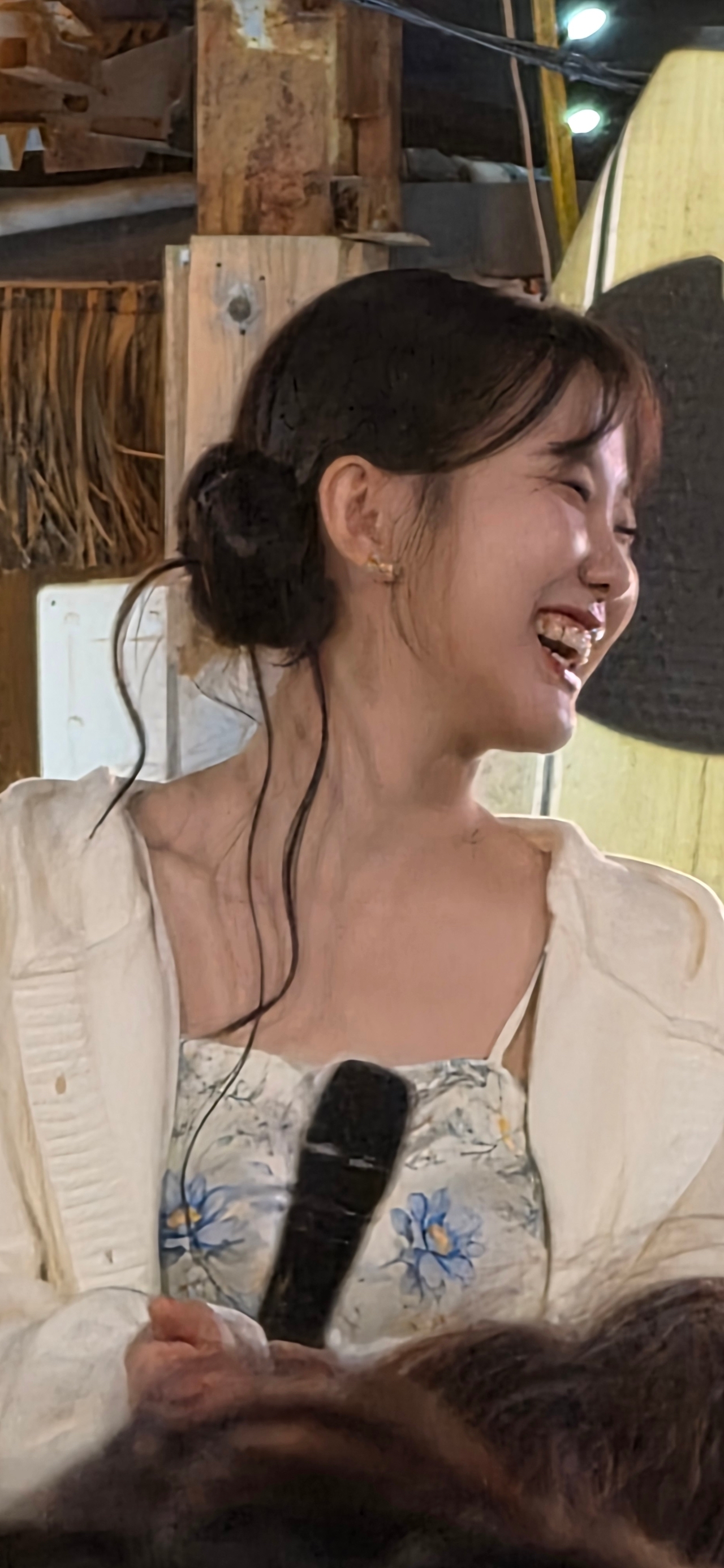 홍성윤 팬덤이 사랑하는 대표 배경 이미지