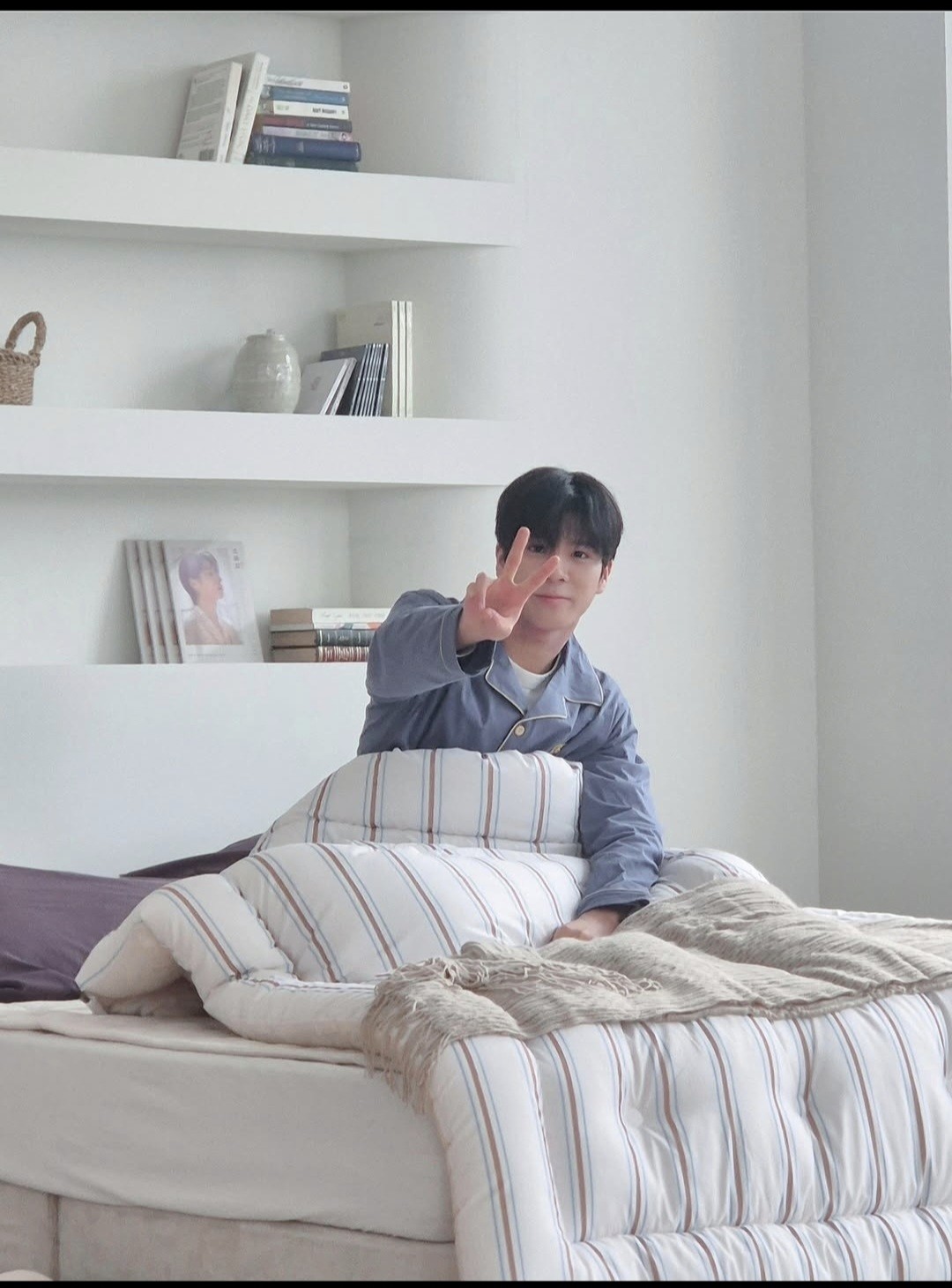 Foto kegiatan terbaru dari Jeong Dongwon