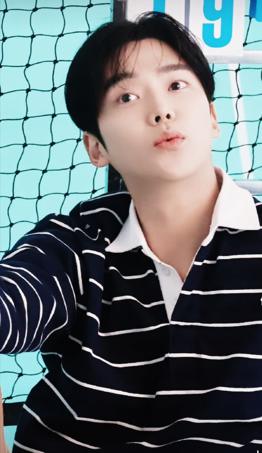 로운의 비하인드 컷