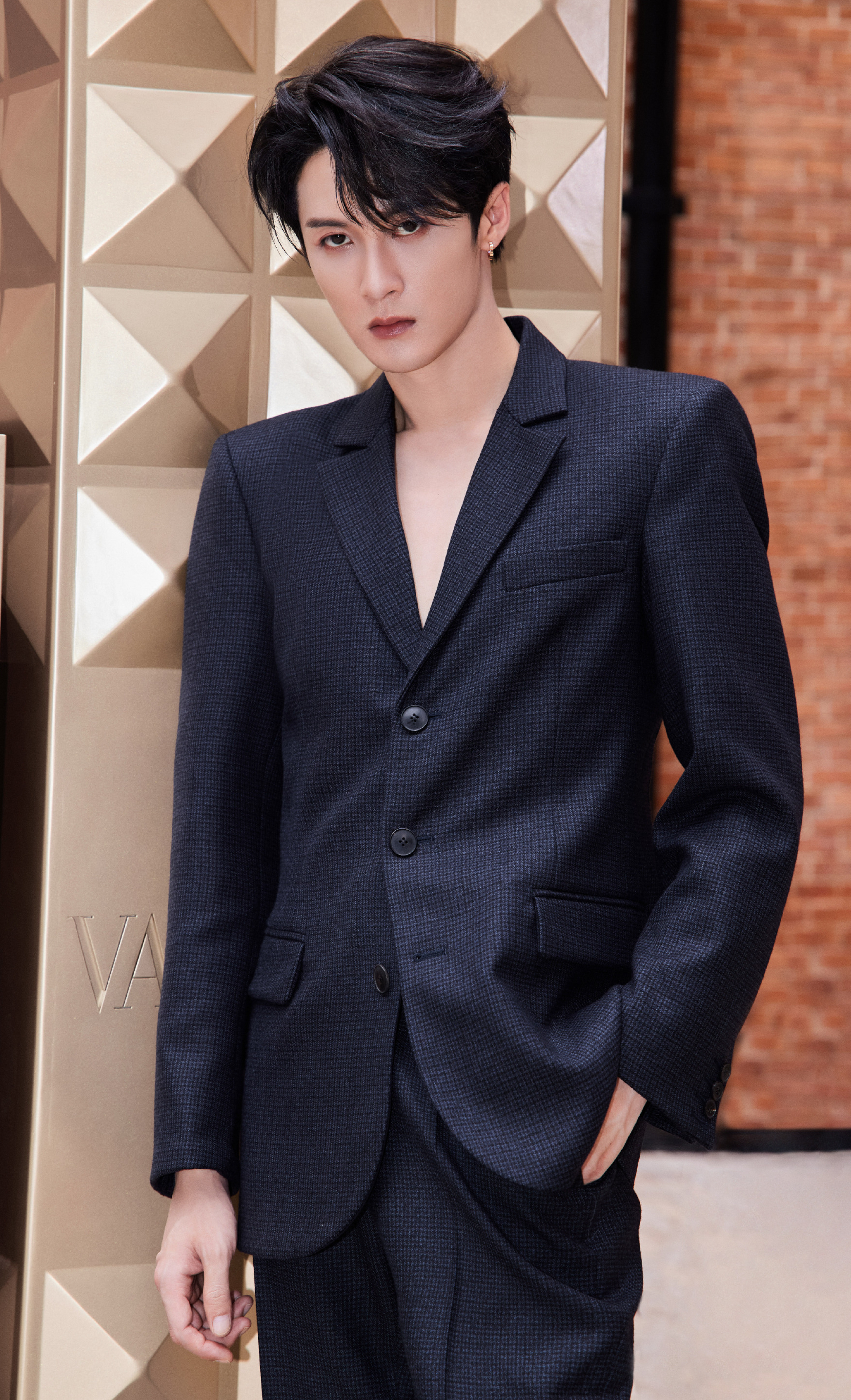 Recent activity shot of Tan Jianci