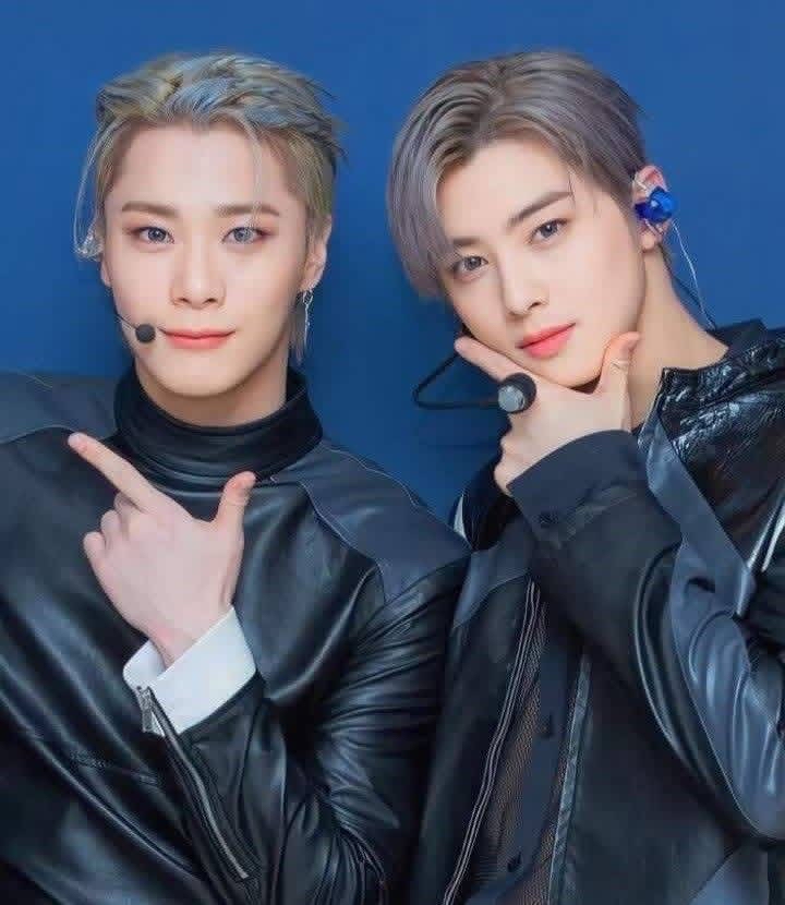 Behind-the-scenes cut of Cha Eunwoo