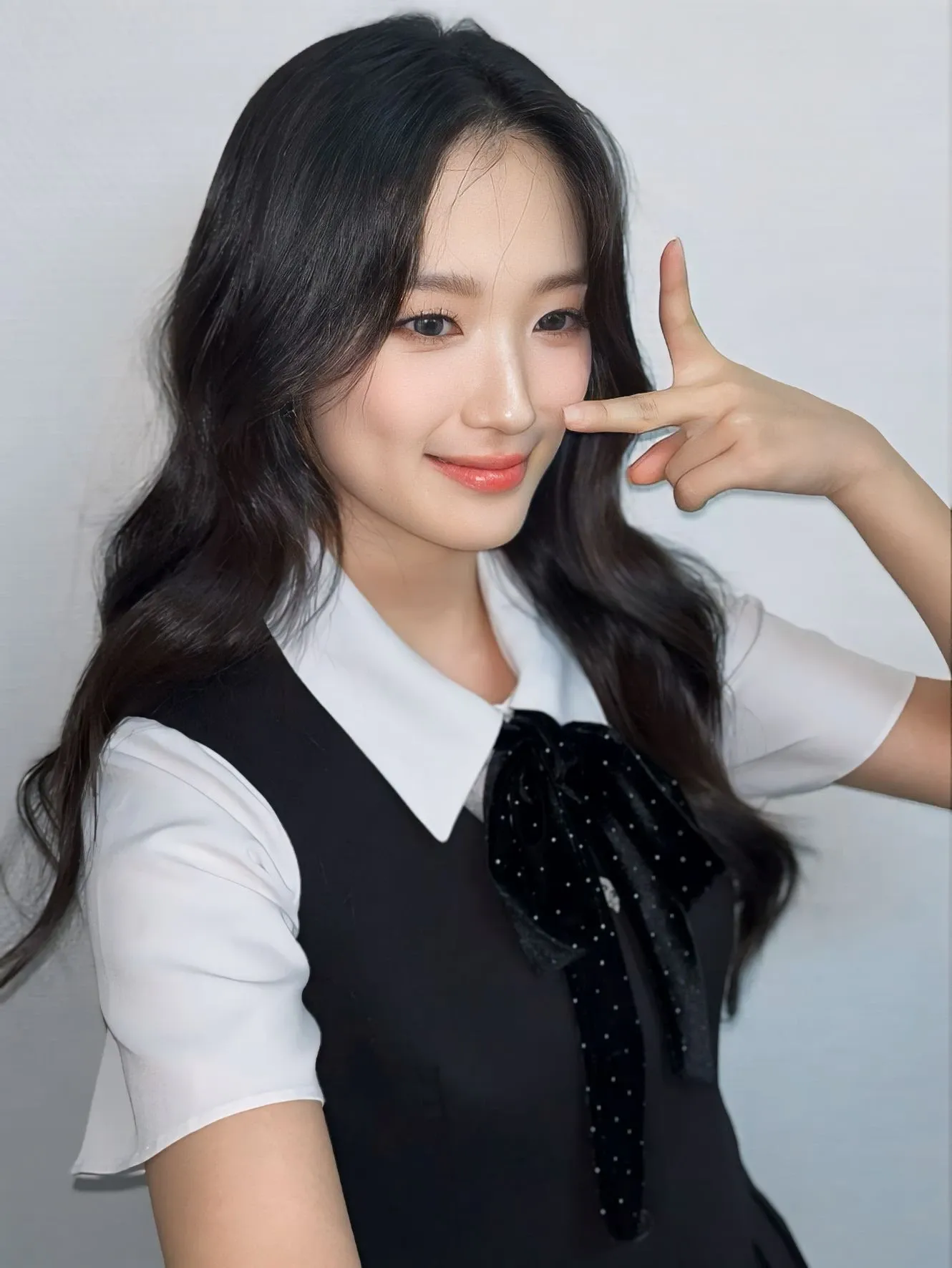 Behind-the-scenes cut of Kim Hyeyoon