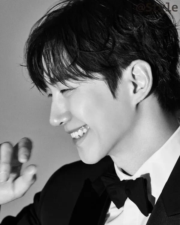 Foto terbaru dari Lee Junho