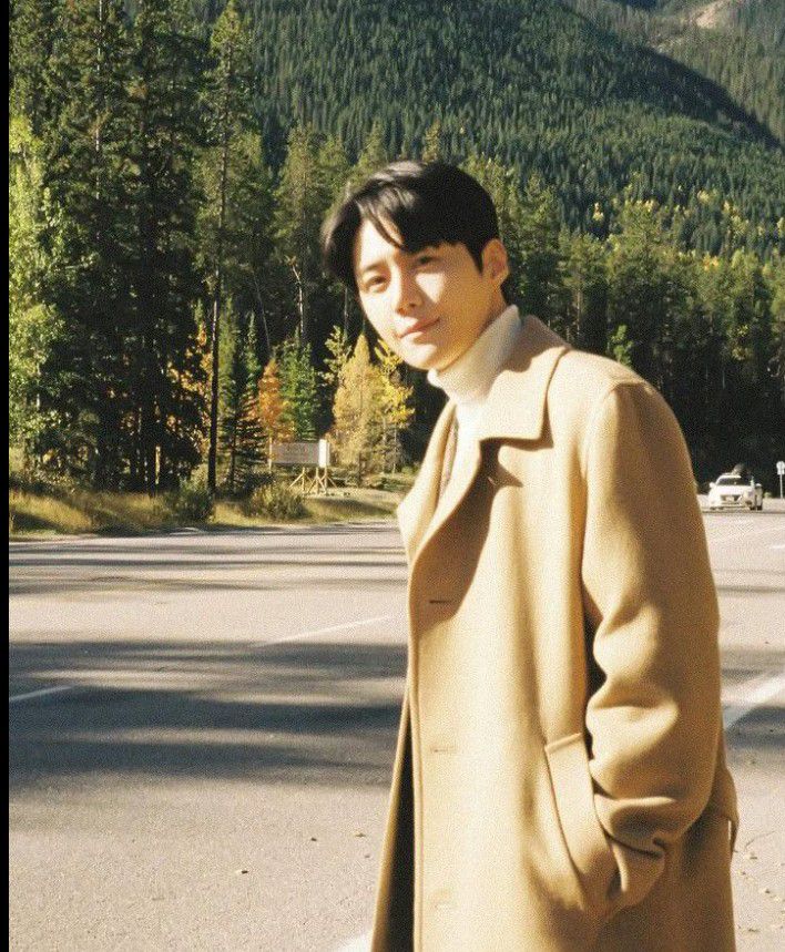 Behind-the-scenes cut of Kim Seonho