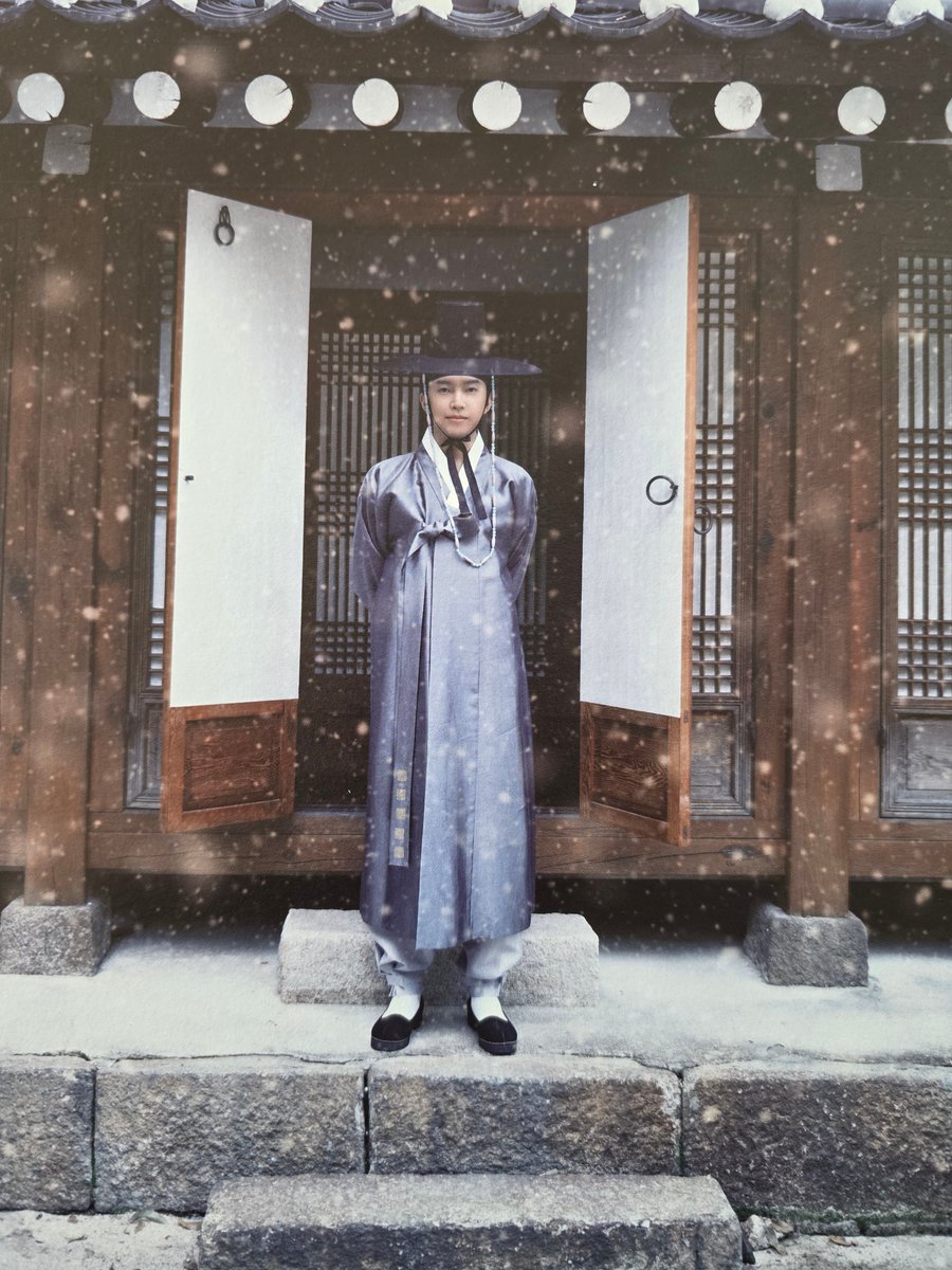 임영웅의 비하인드 컷