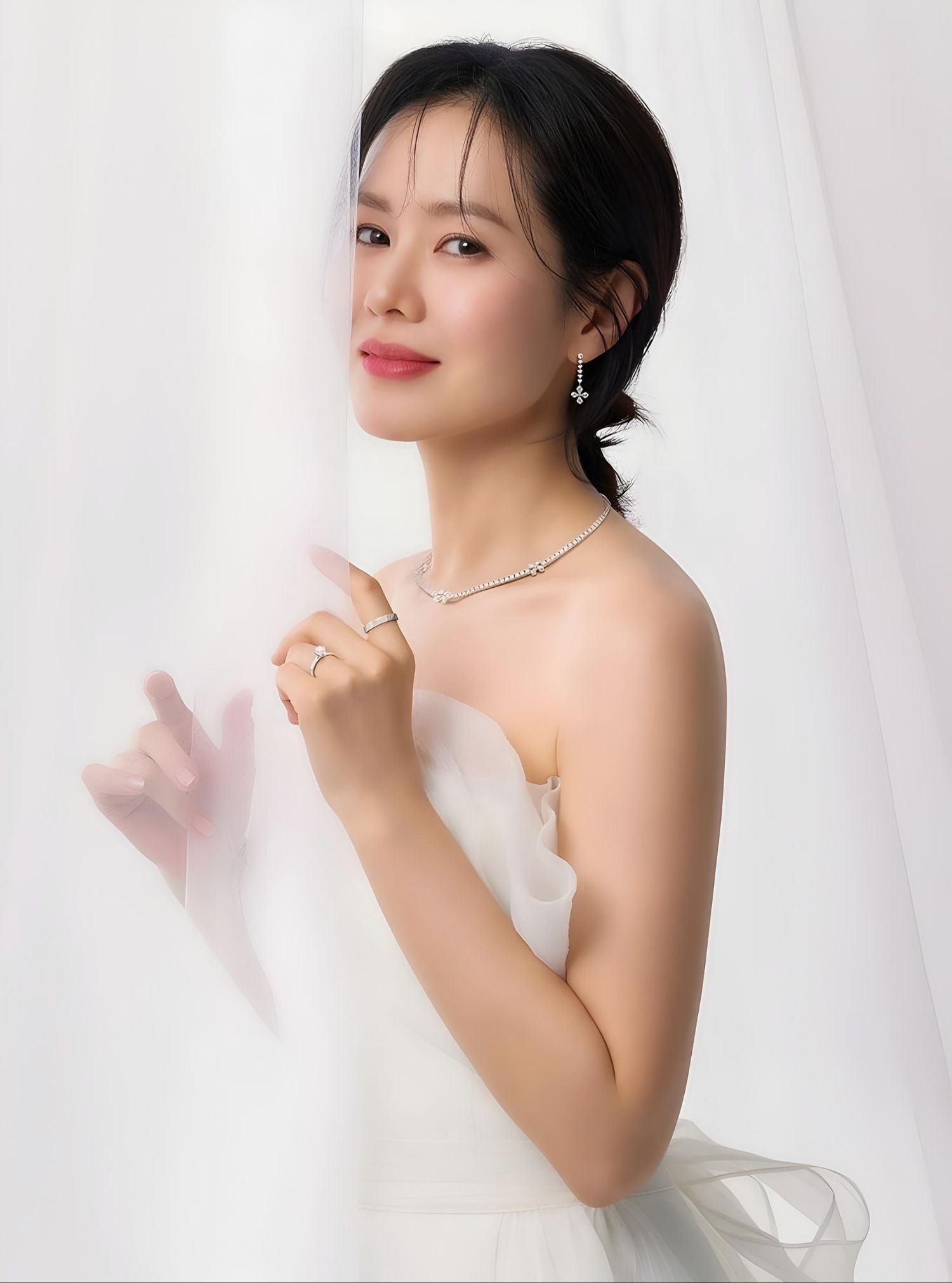 Cuplikan di balik layar dari Son Yejin