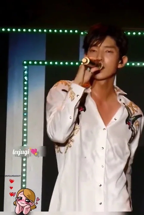 Behind-the-scenes cut of Lee Joongi