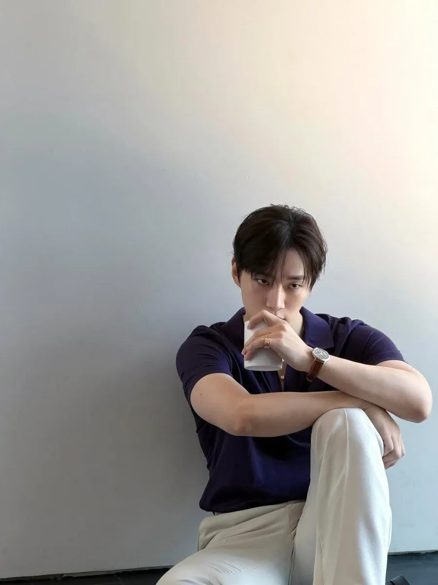 粉丝拍下的李俊昊瞬间