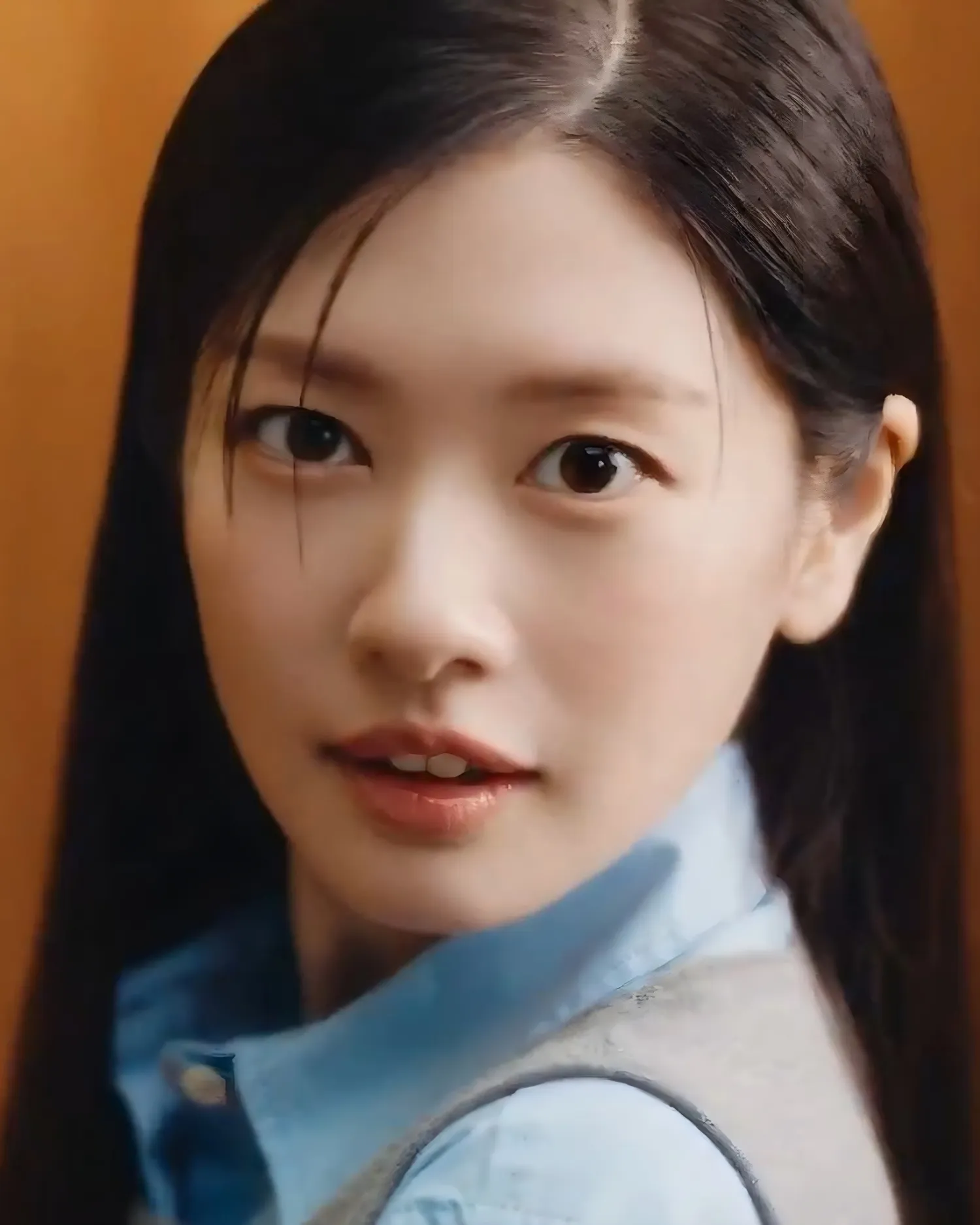 Behind-the-scenes cut of Jung Somin