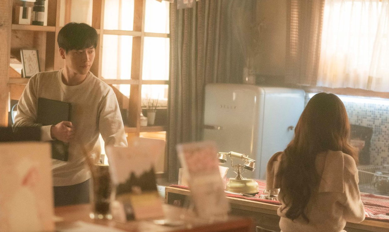 パク・ミニョンの最近の活動ショット