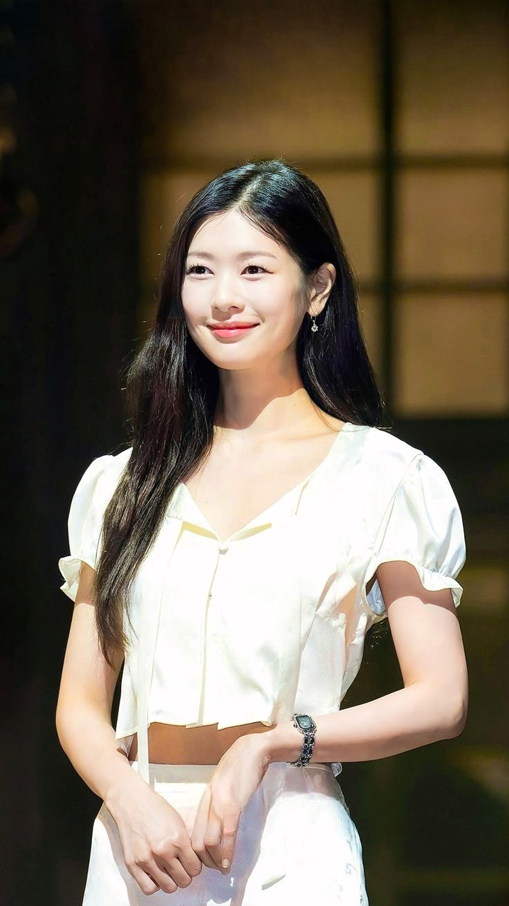 Recent activity shot of Jung Somin