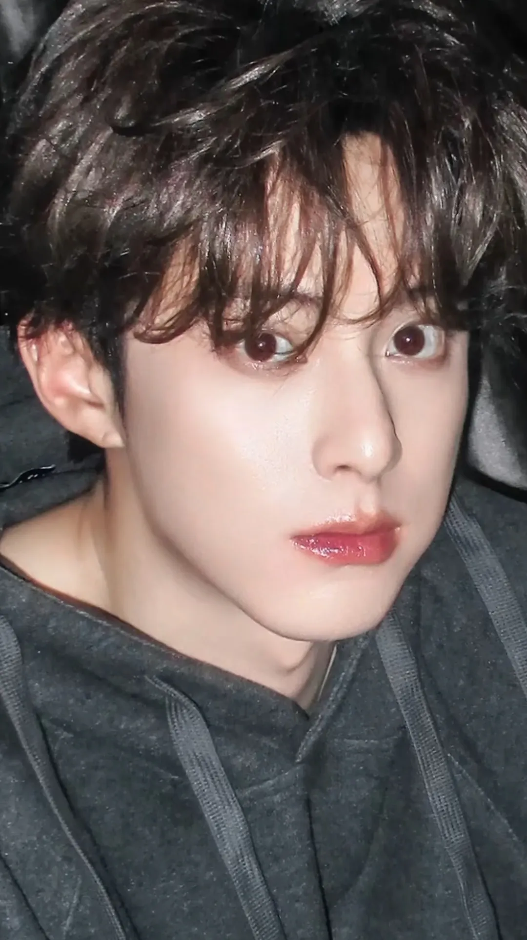 Behind-the-scenes cut of Dylan Wang
