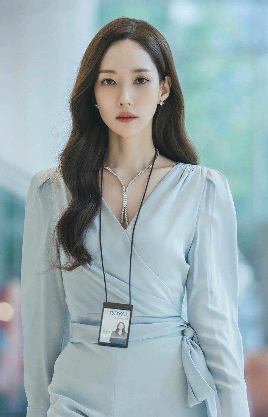 パク・ミニョンのビハインドカット