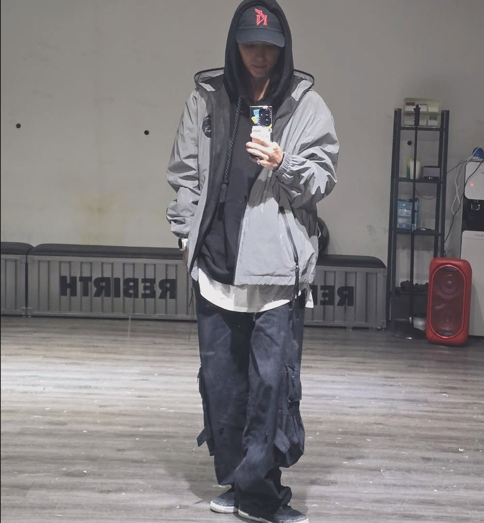 Latest photo of Lee Joongi