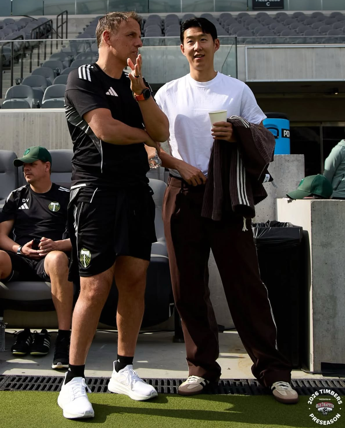 Son Heungmin的最新照片